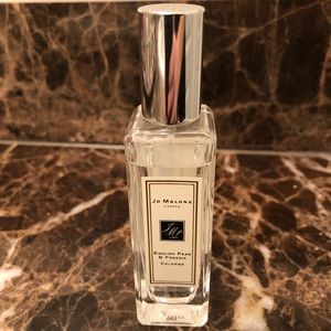 Jo Malone Makeup - Jo Malone English Pear & Fresia Cologne Jo Malone Makeup - Jo Malone English Pear & Fresia Cologne